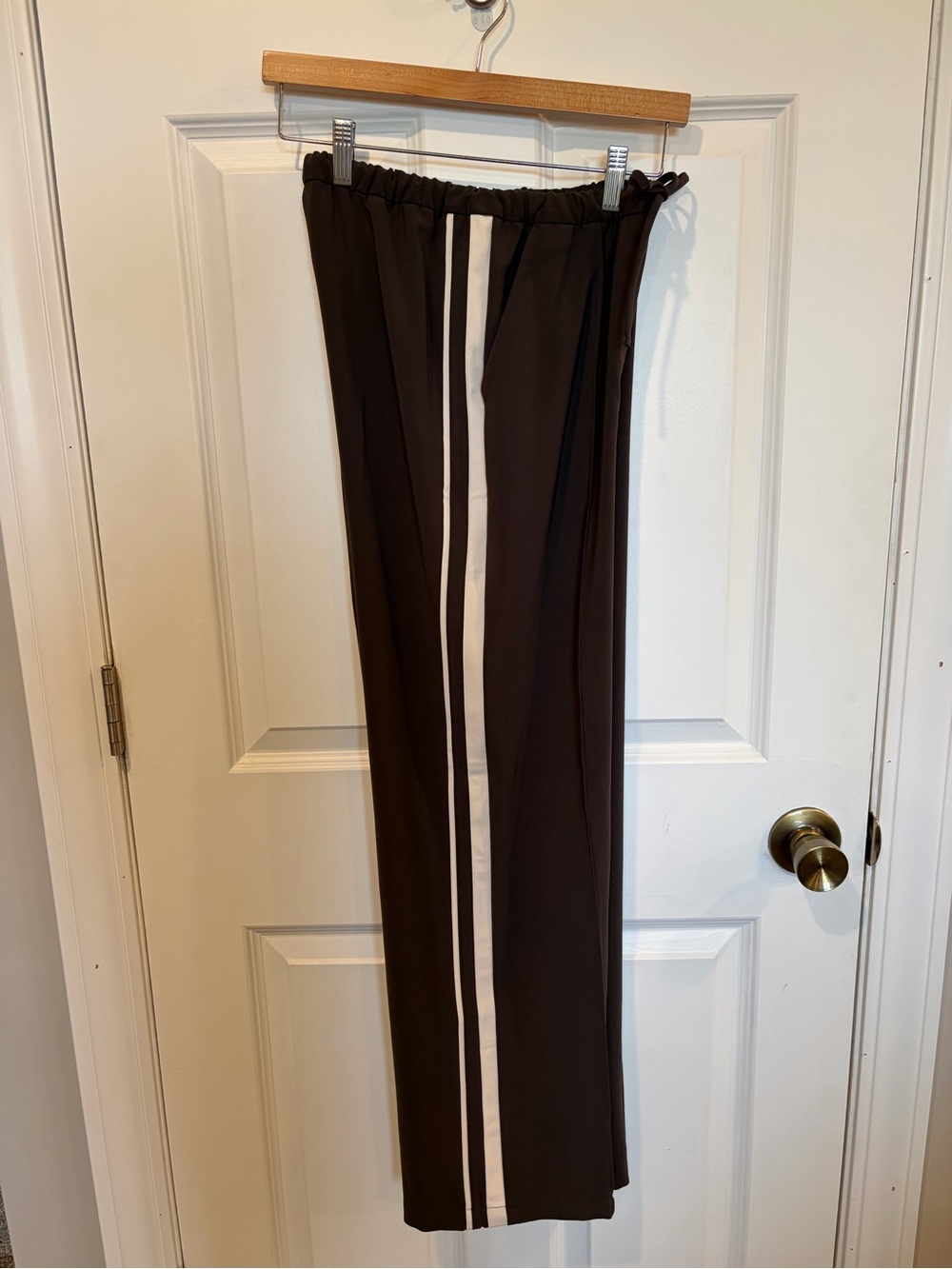 Athleta Wide-Leg Drawstring Pants in Deep Brown with Side Stripe